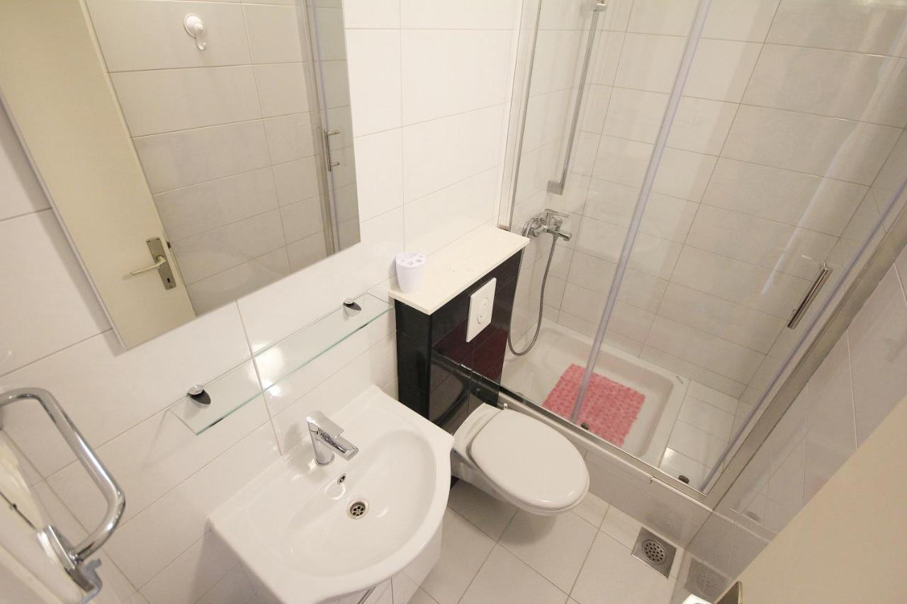 Apartments Vekic Makarska Extérieur photo