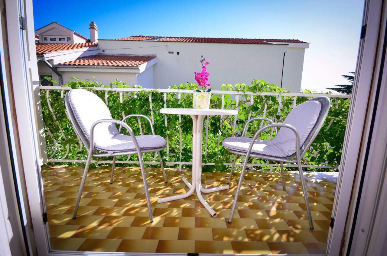 Apartments Vekic Makarska Chambre photo