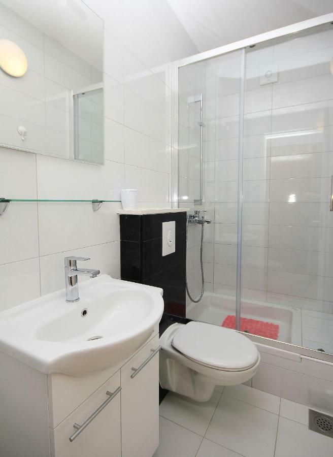 Apartments Vekic Makarska Extérieur photo